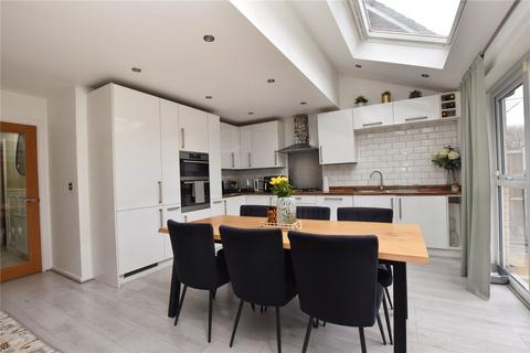 undefined, Fustian Avenue, Heywood, Greater Manchester, OL10