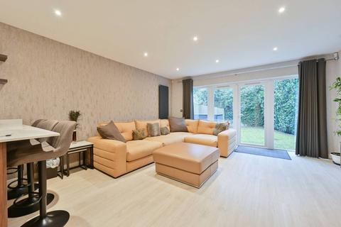 undefined, Hugo Close, Watford, WD18