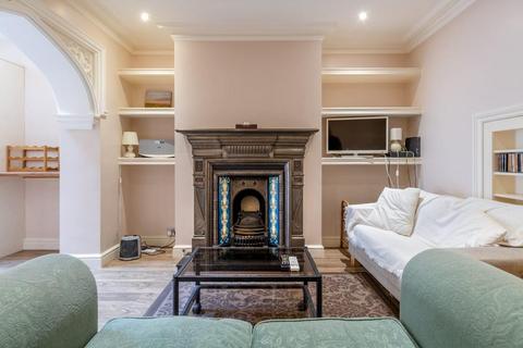 2 bedroom flat to rent, Mackeson Road, Hampstead