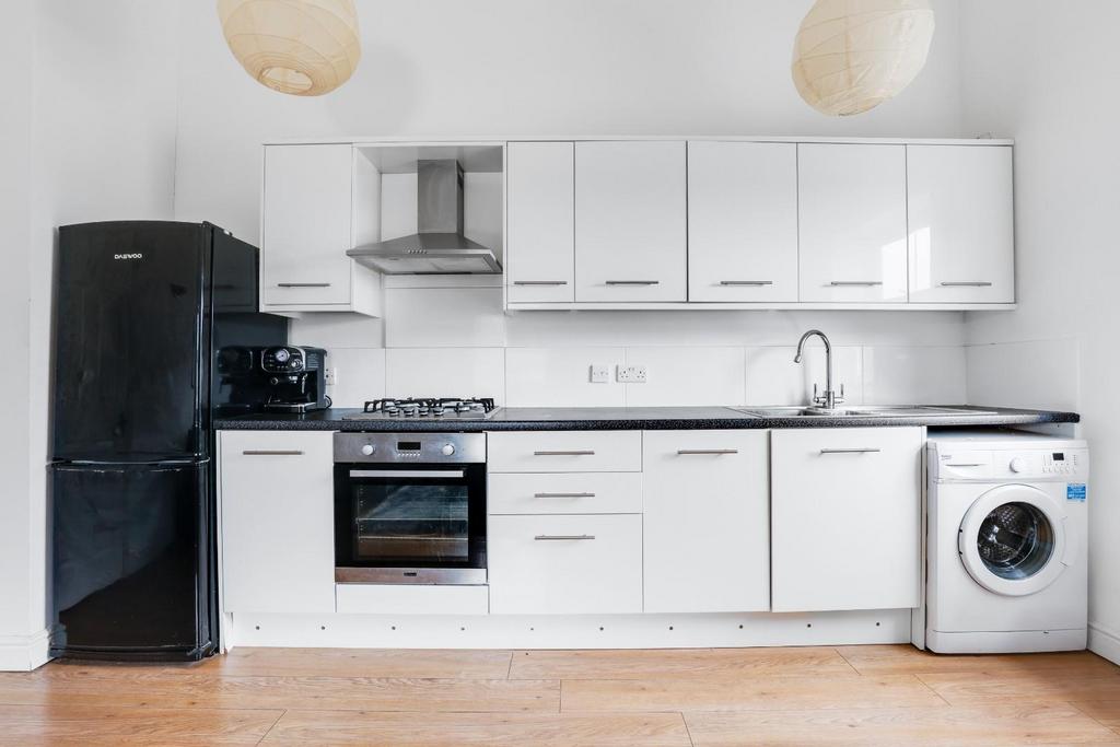 14-31f4 JHProp Wpen - FLat 5, 65 Grosvenor Road - 19