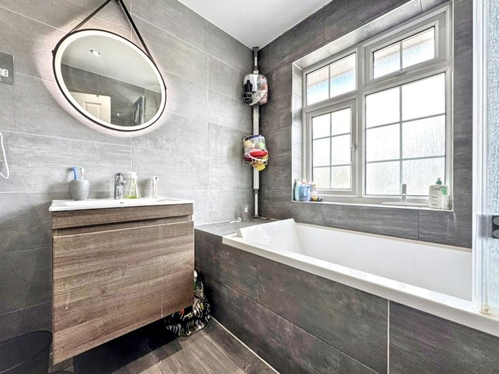 Family bathroom