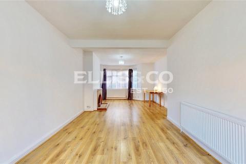3 bedroom terraced house to rent, Central Road, Wembley, HA0