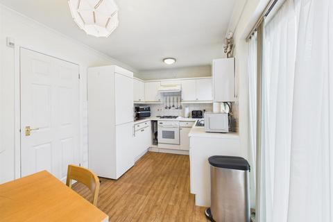 2 bedroom terraced house for sale, Flemming Avenue, Ruislip HA4