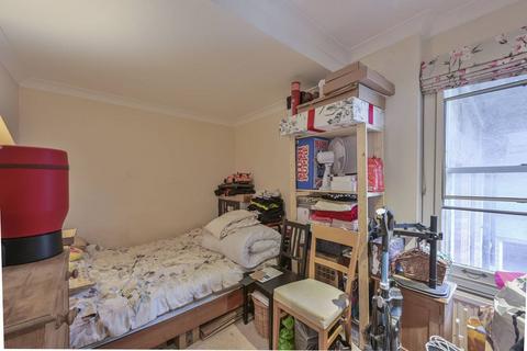 undefined, Courtfield Road, South Kensington, London, SW7