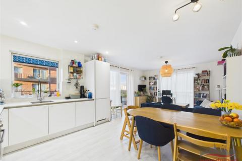 2 bedroom apartment for sale, Hargrave Drive, Harrow