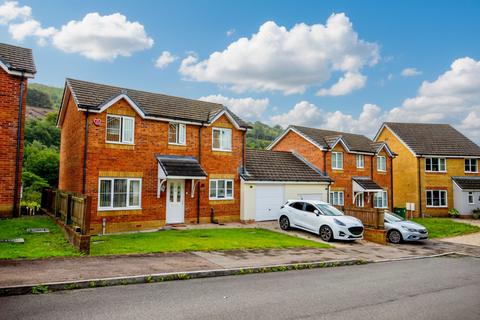 2 bedroom detached house for sale, Valley Meadow Close, Newbridge, NP11