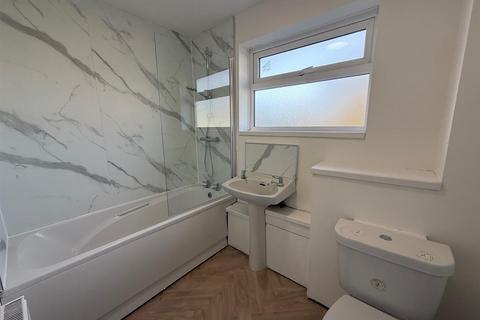 3 bedroom house to rent, Bankfields Road, Middlesbrough