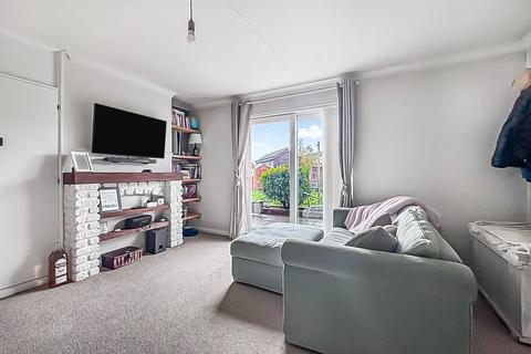 undefined, Willowleaze, Gloucester GL2