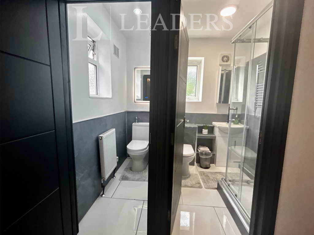 Wc and showerrooms