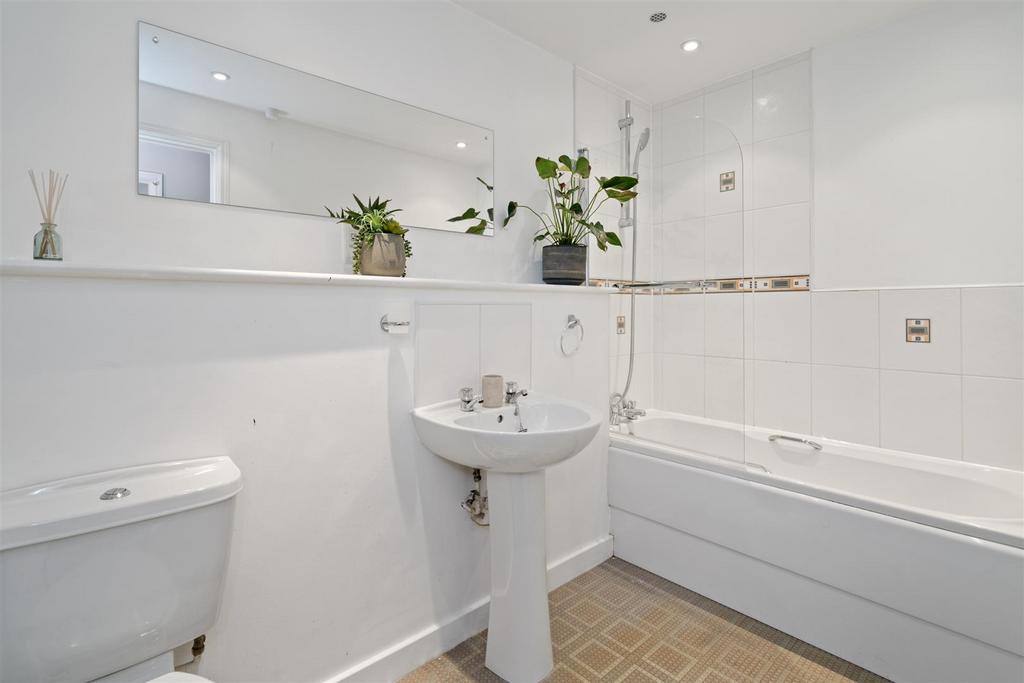 29 Parkridge court-7 lo.jpg