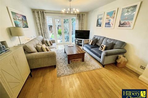 4 bedroom semi-detached house for sale, Cumberland Avenue, Hornchurch, Havering, RM12
