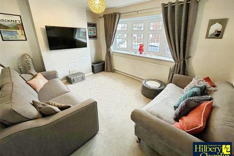 4 bedroom semi-detached house for sale, Cumberland Avenue, Hornchurch, Havering, RM12