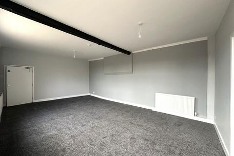 3 bedroom flat to rent, Moat Street, Wigston, LE18