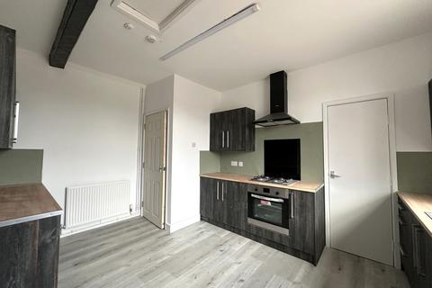 3 bedroom flat to rent, Moat Street, Wigston, LE18