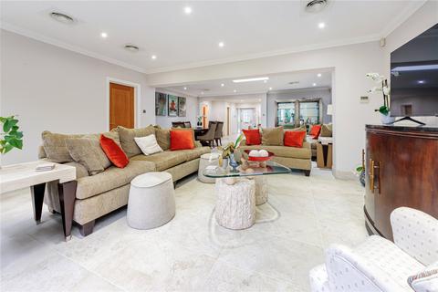 3 bedroom bungalow for sale, Fortune Lane, Elstree, Borehamwood, Hertfordshire, WD6