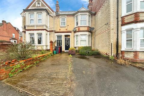 Grovelands Road, Reading, Berkshire