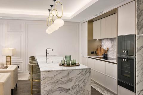 2 bedroom apartment for sale, Three Kings Yard, London, W1K