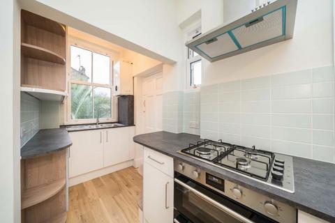 2 bedroom flat to rent, Elmhurst Street, London SW4