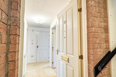 undefined, King Court, Motherwell ML1