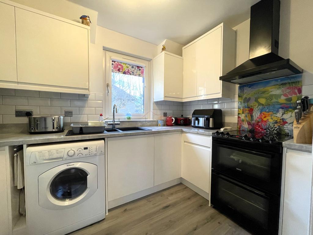 Kitchenc.JPG
