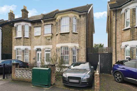 3 bedroom terraced house for sale, Carew Road, Thornton Heath, CR7