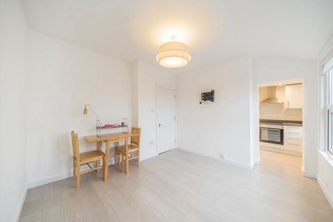 undefined, Alexandra Park Road, London N10