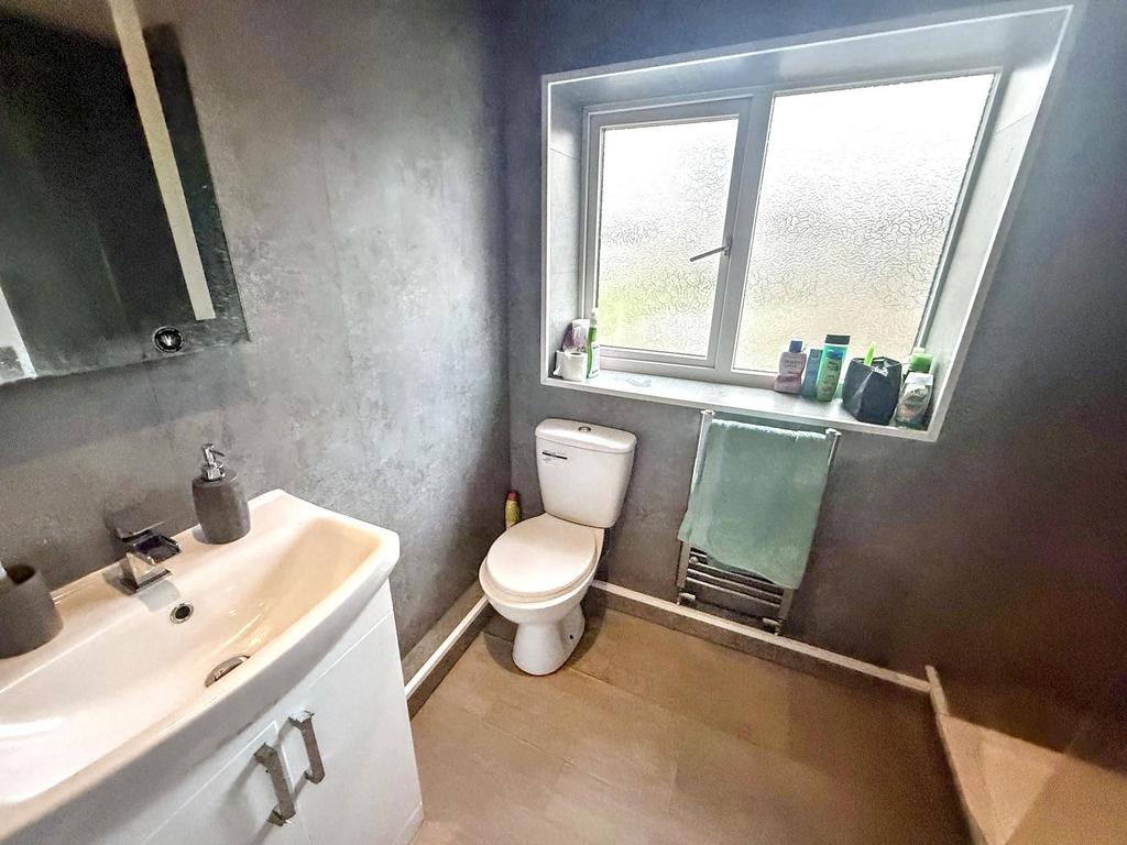 Bathroom W/C