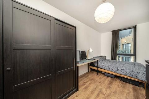 undefined, Baltic Avenue, Brentford TW8