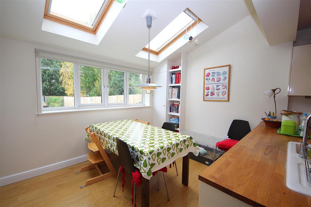 Dining room.jpg
