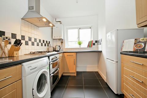 undefined, Enfield Close, Uxbridge, UB8