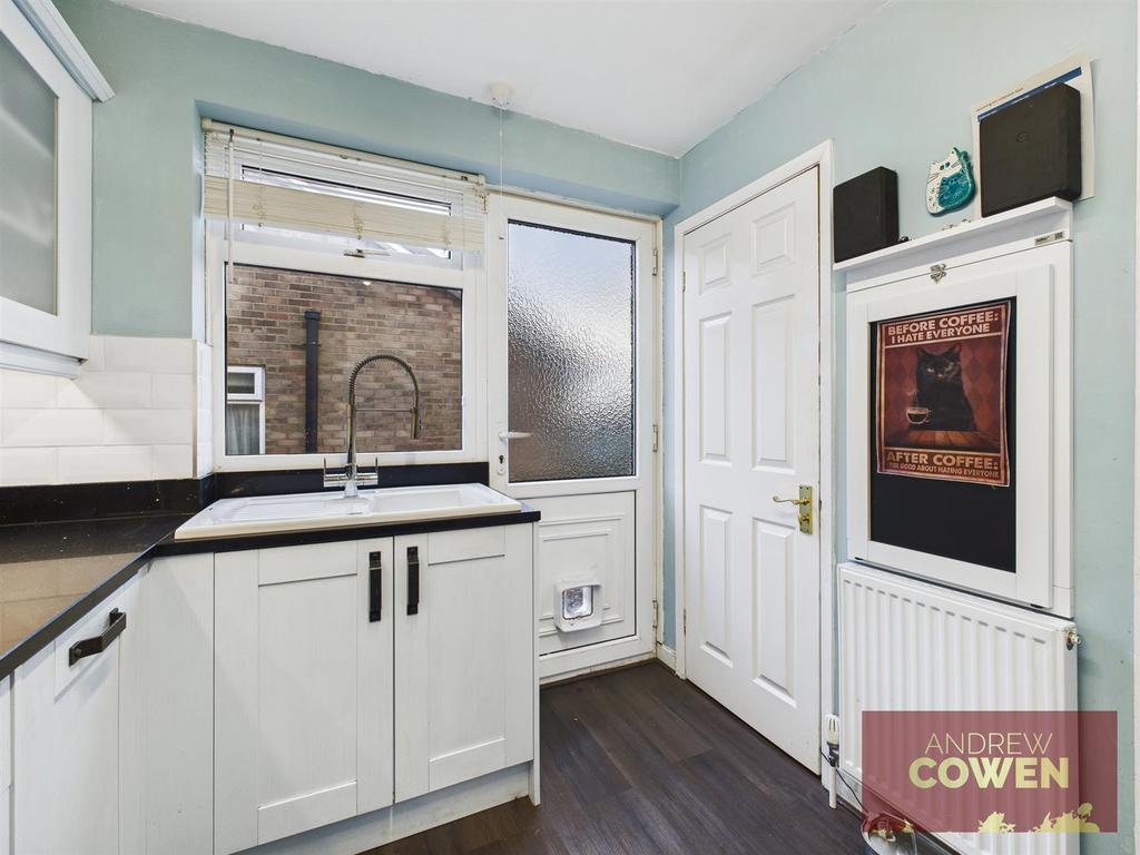 CAM05382 G0-PR0096-STILL005.jpg