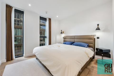 undefined, London Dock, London, E1W