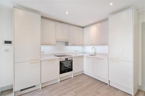 1 bedroom flat to rent, Norbury Crescent London SW16