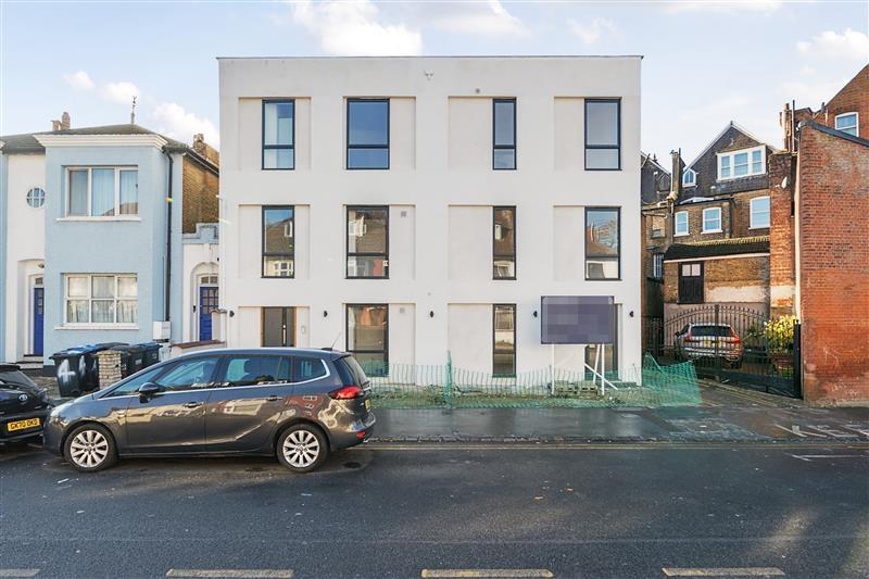 1215252 (1)