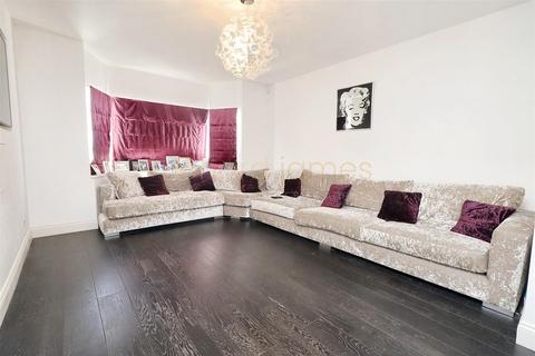 4 bedroom detached house for sale, Green Lane, Stanmore, HA7