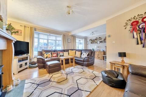 3 bedroom semi-detached house for sale, Whisby Court, Holton-le-Clay, Grimsby, Lincolnshire, DN36