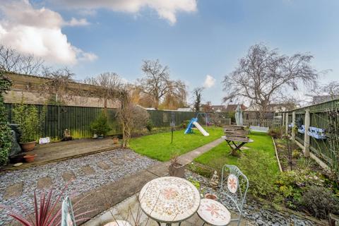 3 bedroom semi-detached house for sale, Whisby Court, Holton-le-Clay, Grimsby, Lincolnshire, DN36