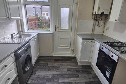 2 bedroom flat to rent, Midlem Drive, Cardonald