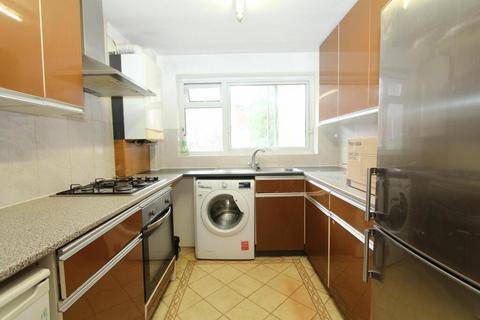 2 bedroom apartment to rent, Aran Drive,  Stanmore,  HA7