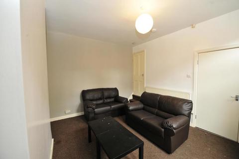 2 bedroom house to rent, AUTUMN STREET, HYDE PARK, LEEDS