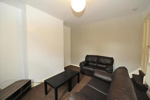 2 bedroom house to rent, AUTUMN STREET, HYDE PARK, LEEDS