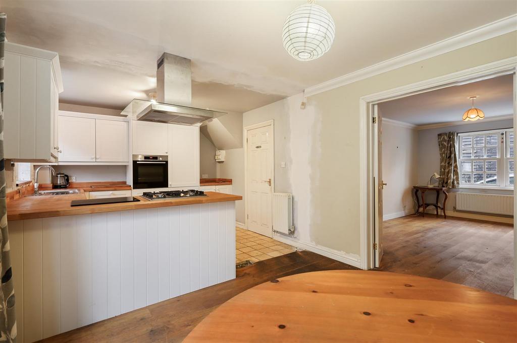 Kitchen/Dining
