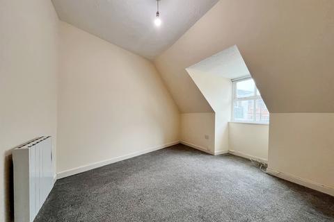 2 bedroom flat to rent, Bournemouth Centre