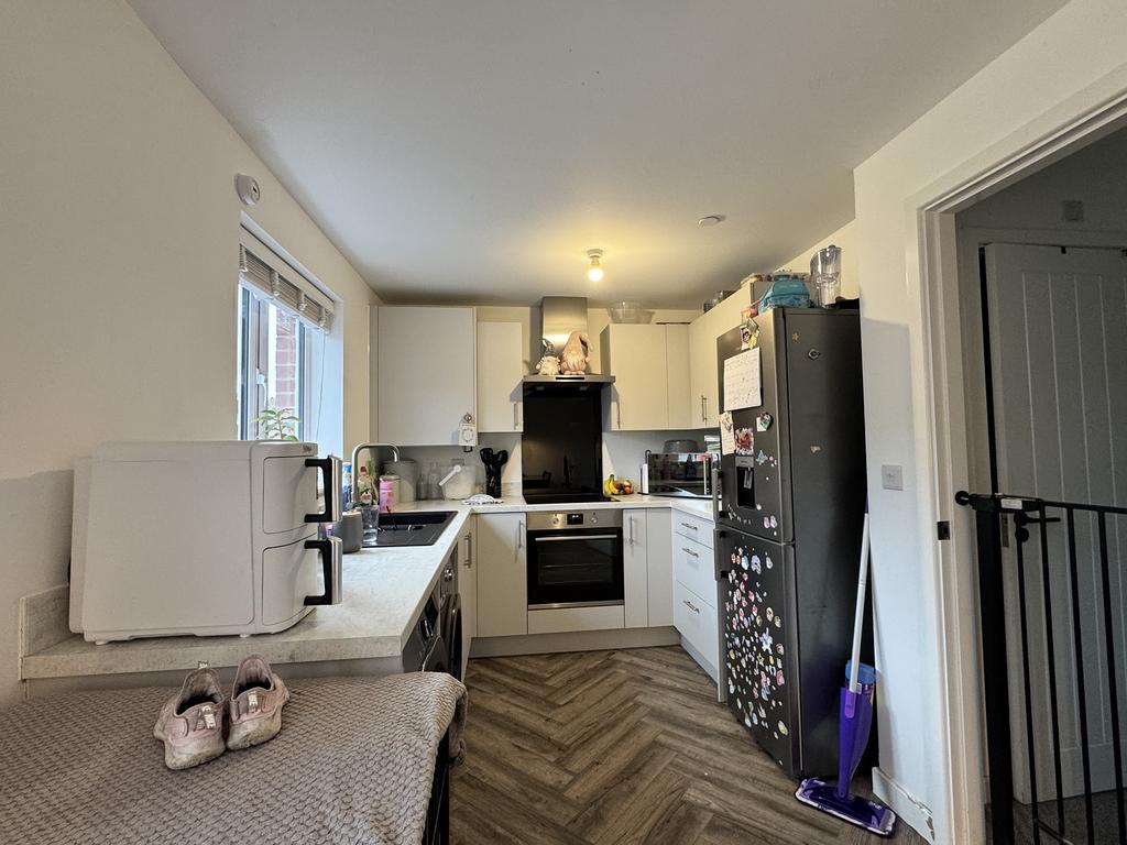 Kitchen/ dining room