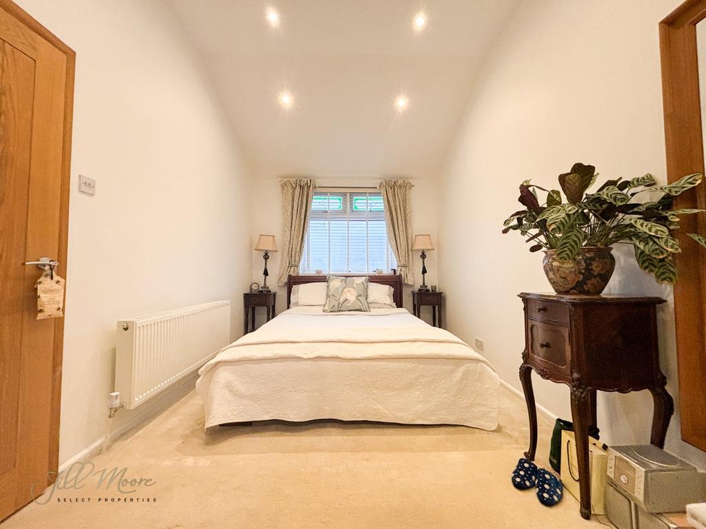 Master Bed