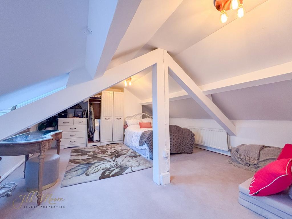 Bed 4
