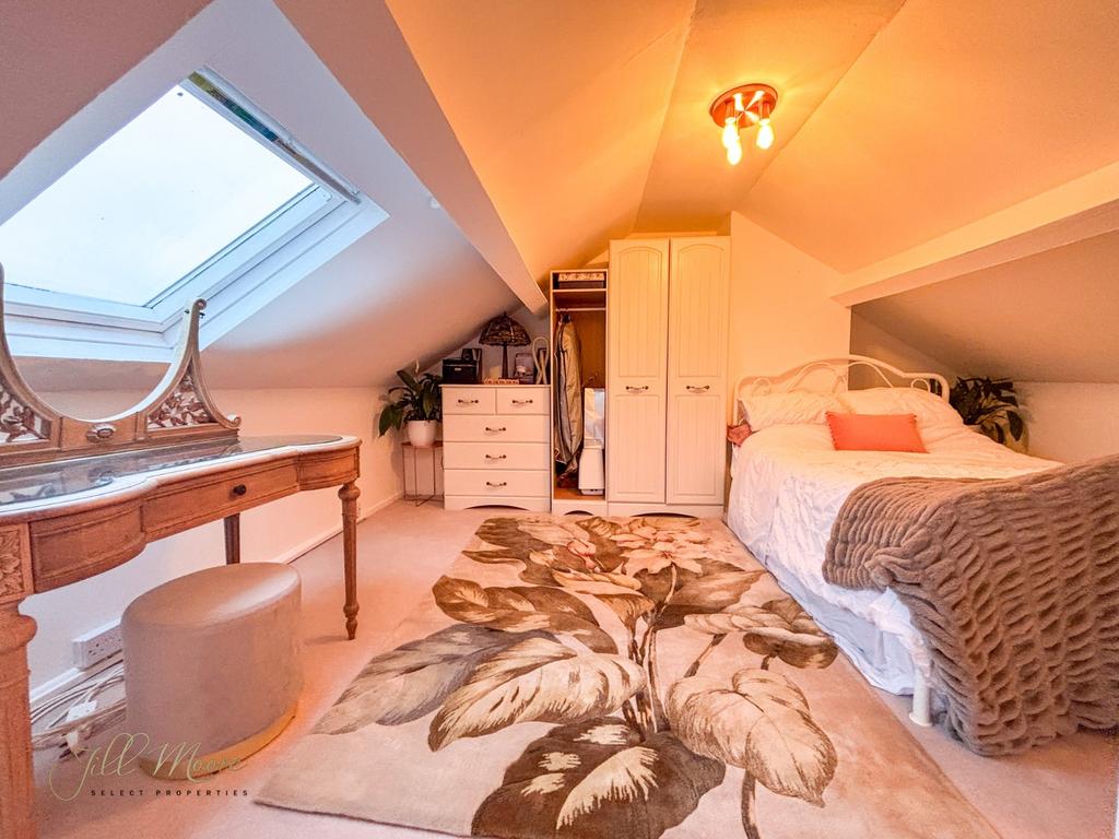 Bed 4