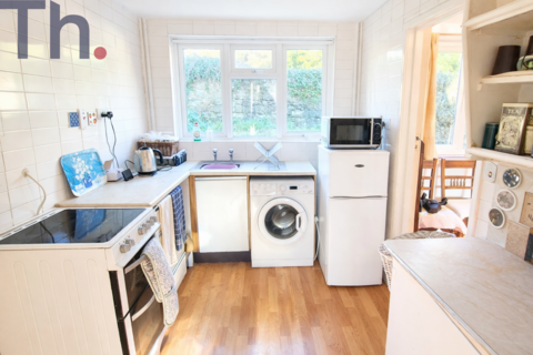 2 bedroom semi-detached house for sale, Spindlers Road, Ventnor PO38