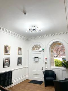 9 bedroom house share to rent, Cheyne Walk