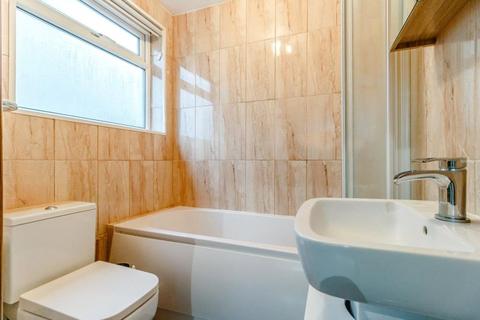 undefined, Courtenay Road, Woking, Surrey, GU21